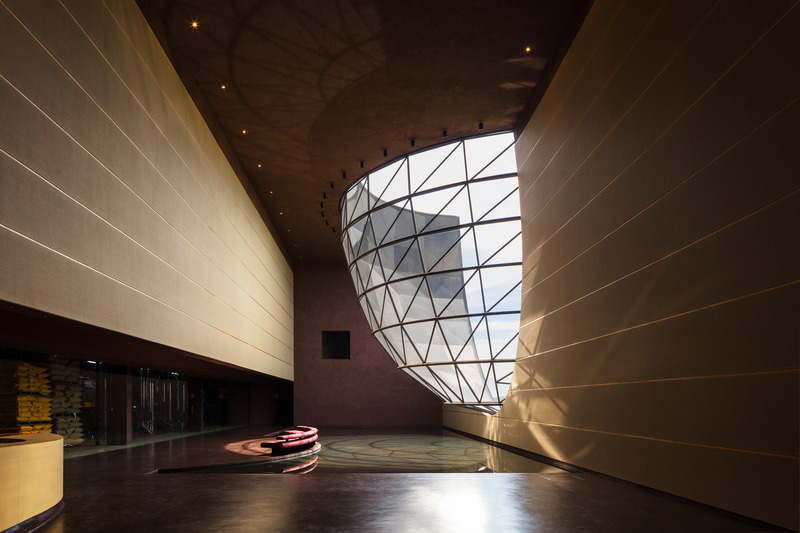 Press kit | 1071-17 - Press release | 11th Annual A+Awards For Architecture Spotlight Sustainable Design - Architizer - Residential Architecture - CarmoCoffees by Gustavo Penna Arquiteto &amp; Associados - Photo credit:  Leonardo Finotti 