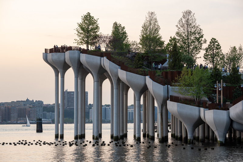 Press kit | 1071-17 - Press release | 11th Annual A+Awards For Architecture Spotlight Sustainable Design - Architizer - Residential Architecture - Little Island by Heatherwick Studio<span></span> - Photo credit:  Timothy Schenck 