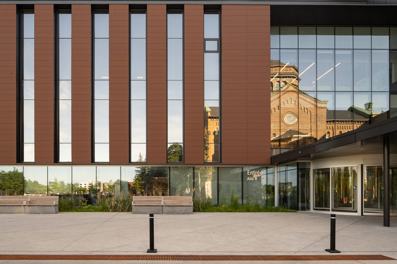 Press kit | 952-33 - Press release | Luminous Expansion for Hôpital du Sacré-Cœur-de-Montréal - Provencher_Roy and Yelle Maillé - Institutional Architecture - Photo credit: Olivier Blouin