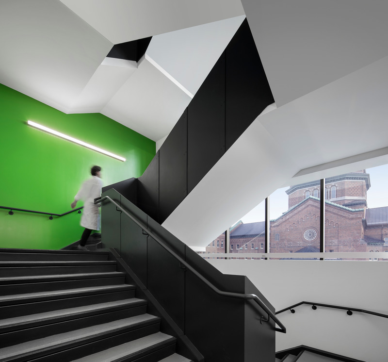 Press kit | 952-33 - Press release | Luminous Expansion for Hôpital du Sacré-Cœur-de-Montréal - Provencher_Roy and Yelle Maillé - Institutional Architecture - Photo credit: Stéphane Brügger