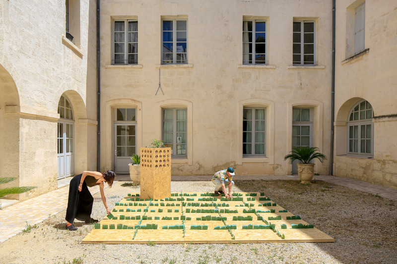 Dossier de presse | 982-50 - Communiqué de presse | Appel à candidatures - FAV 2023 - Association Champ Libre - Festival des Architectures Vives - Évènement + Exposition - La mauvaise herbe ne meurt jamais - FAV 2022 - Crédit photo : ©photoarchitecture - Paul Kozlowski