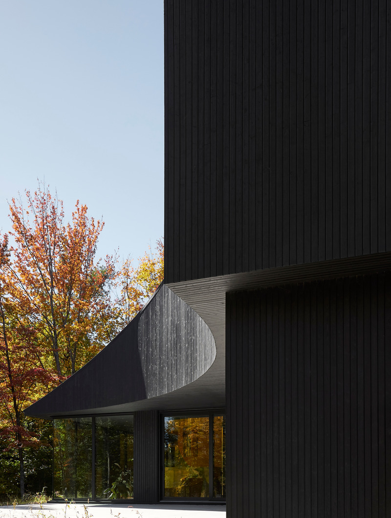 Dossier de presse | 1010-16 - Communiqué de presse | MEV - Studio Jean Verville architectes - Architecture résidentielle - Crédit photo : Maxime Brouillet photographe