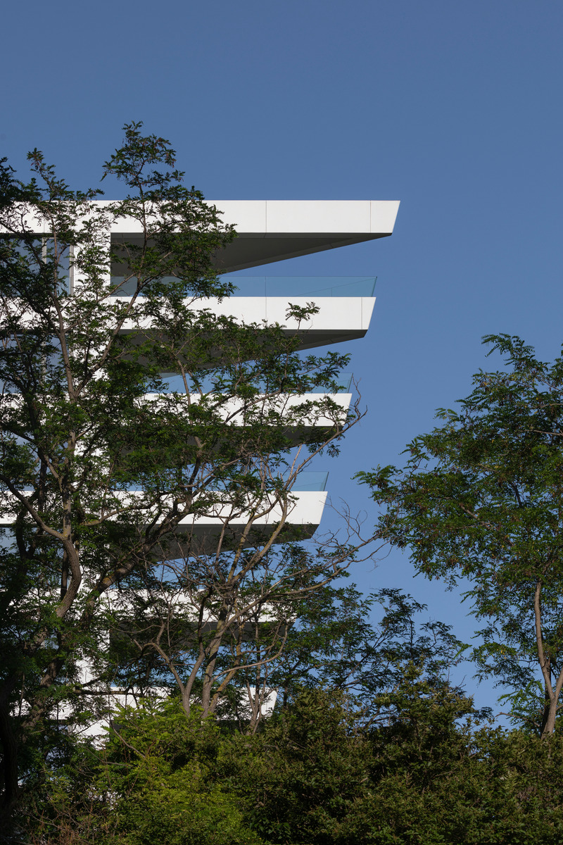 Dossier de presse | 3045-03 - Communiqué de presse | EOS - STARH - Architecture résidentielle - Crédit photo : Dian Stanchev