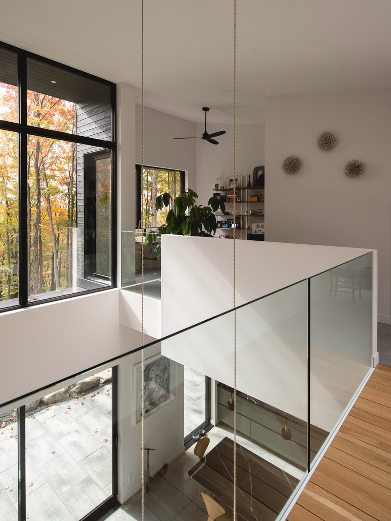Dossier de presse | 1678-05 - Communiqué de presse | Résidence Shefford - Atelier BOOM-TOWN - Architecture résidentielle - Crédit photo : Raphaël Thibodeau