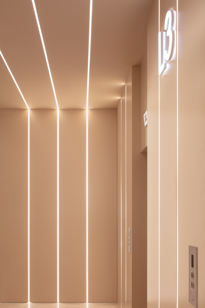 Press kit | 3565-11 - Press release | CLOU Architects Complete Interior Renovation of CapitaMALL Wangjing - CLOU architects - Commercial Architecture - Photo credit: Xia Zhi