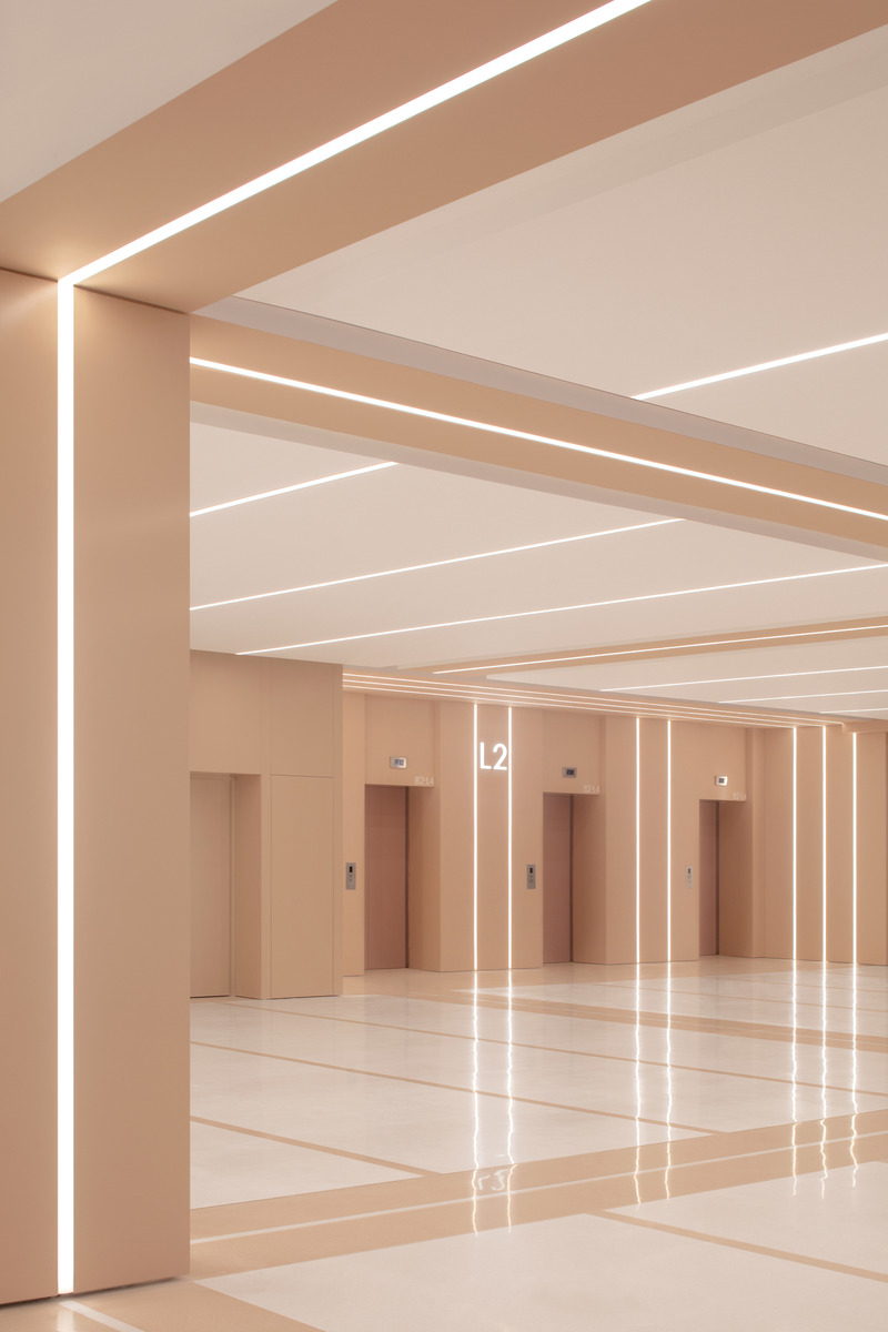 Press kit | 3565-11 - Press release | CLOU Architects Complete Interior Renovation of CapitaMALL Wangjing - CLOU architects - Commercial Architecture - Photo credit: Xia Zhi