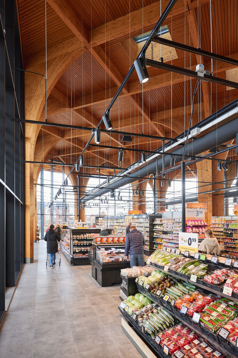 Dossier de presse | 6543-01 - Communiqué de presse | SuperHub Meerstad: The Supermarket as a Meeting Place! - De Zwarte Hond - Architecture commerciale - Use of images is permitted only with credits: De Zwarte Hond - Crédit photo : Ronald Zijlstra
