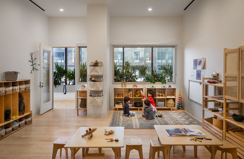 Dossier de presse | 5897-03 - Communiqué de presse | Wonderforest Nature Preschool - Palette Architecture - Architecture institutionnelle - Crédit photo : Image by Pavel<br>Bendov / @archexplorer<br>