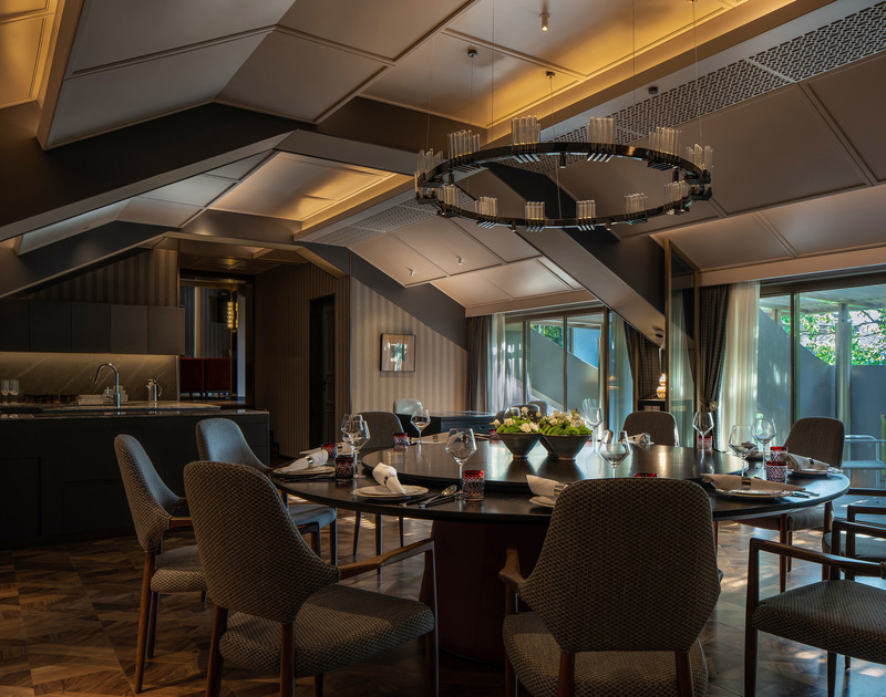 Press kit | 5630-04 - Press release | Daxiang Design Transforms a Republic of China Villa Into a Private Restaurant on the shores of West Lake - Daxiang Design - Commercial Interior Design - 15 Catering R&amp;D room - Photo credit: Chuan He