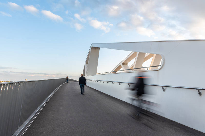Dossier de presse | 3570-02 - Communiqué de presse | Theunis Bridge in Merksem Wins a 2022 Architecture MasterPrize - ZJA - Architecture commerciale - Crédit photo : Eric Muller, Schreder