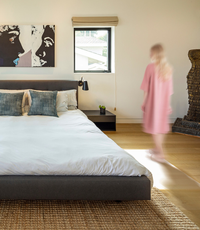 Press kit | 5795-02 - Press release | ANX’s Wrap Recess House Maximizes Outdoor Living - ANX / Aaron Neubert Architects - Residential Architecture - Bedroom - Photo credit: Brian Thomas Jones