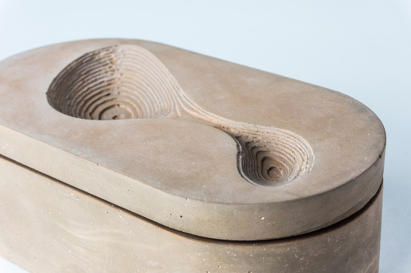 Dossier de presse | 2234-03 - Communiqué de presse | Niko Kapa Receives Alula Award for Socially Responsible Design Inspired by UNESCO Cultural Heritage - Studio Niko Kapa - Design industriel - <p class="">“Naqsh” Spice and Herbs Cellar is reminiscent of Hegra’s rock cuttings</p> - Crédit photo : Studio Niko Kapa