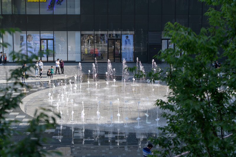 Press kit | 6579-01 - Press release | Cultivation of Urban Landscape Theaterism - FLO - Landscape Architecture - Interactive Dry Fountains - Photo credit: Nancy Studio