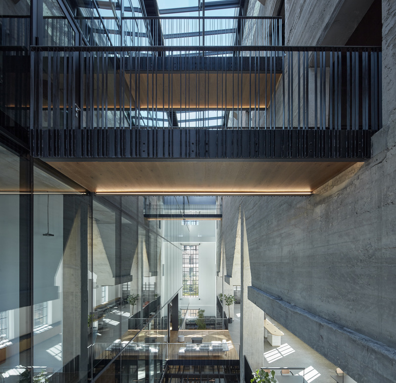 Dossier de presse | 6619-01 - Communiqué de presse | Conversion of Jurkovič Heating Plant National Cultural Monument - Martin Pasko and team DF CREATIVE GROUP - Architecture industrielle - Crédit photo : Boys Play Nice