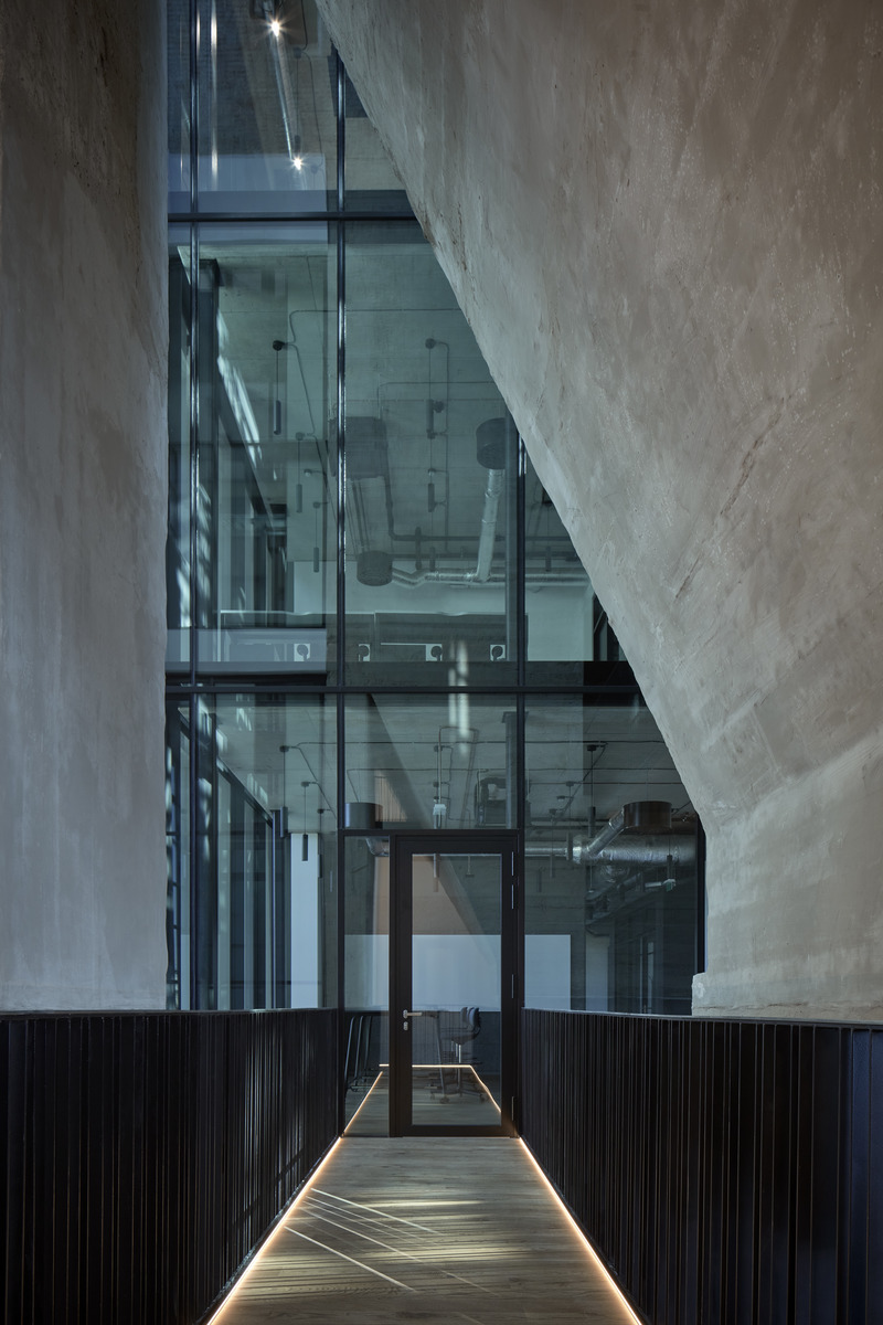 Dossier de presse | 6619-01 - Communiqué de presse | Conversion of Jurkovič Heating Plant National Cultural Monument - Martin Pasko and team DF CREATIVE GROUP - Architecture industrielle - Crédit photo : Boys Play Nice
