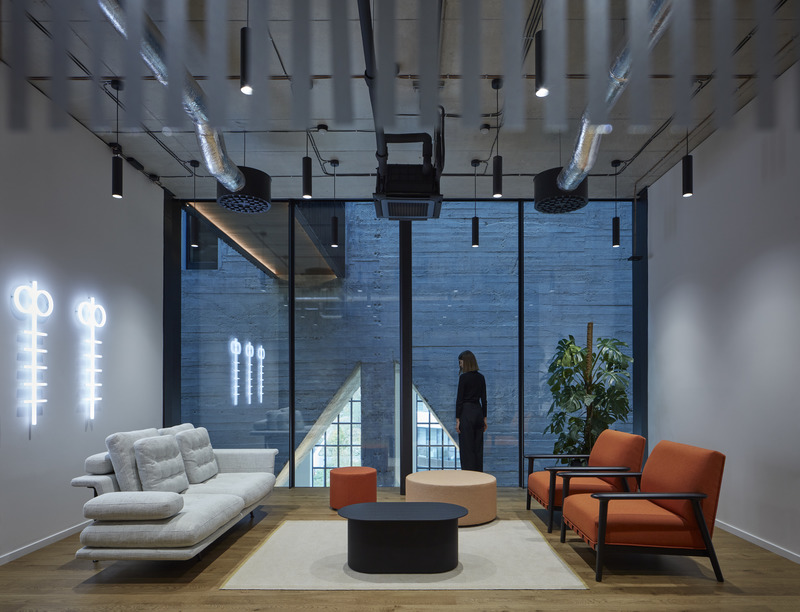 Dossier de presse | 6619-01 - Communiqué de presse | Conversion of Jurkovič Heating Plant National Cultural Monument - Martin Pasko and team DF CREATIVE GROUP - Architecture industrielle - Crédit photo : Boys Play Nice