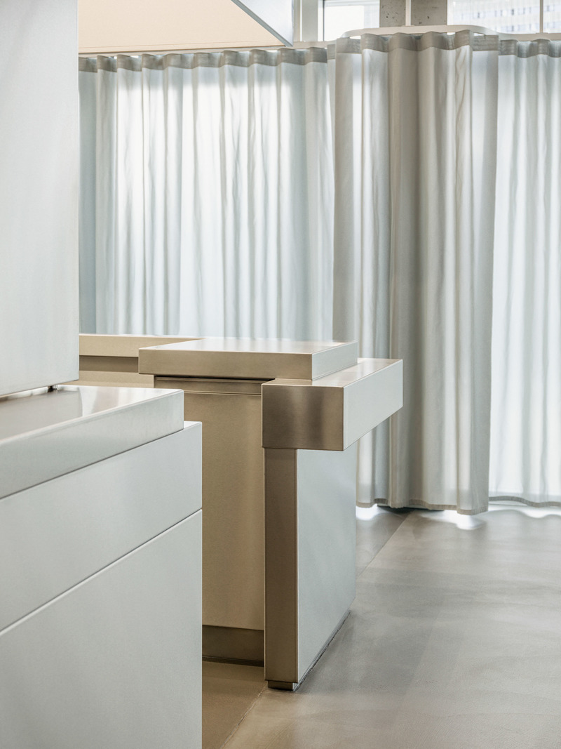 Dossier de presse | 6570-01 - Communiqué de presse | Criminal Investigation Department, City of Zurich - Penzel Valier - Architecture institutionnelle -  Architecture, interior and furniture of the restaurant are all designed by Penzel Valier<br>  - Crédit photo : Bruno Augsburger