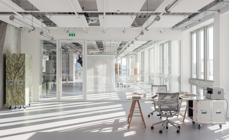Dossier de presse | 4709-02 - Communiqué de presse | Dezeen Awards 2022 Reveals World's Best Interiors Across Interiors Categories - Dezeen - Concours - Ecole Camondo Méditerranée by Émilieu Studio - Crédit photo : Émilieu Studio