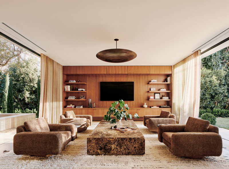 Dossier de presse | 4709-02 - Communiqué de presse | Dezeen Awards 2022 Reveals World's Best Interiors Across Interiors Categories - Dezeen - Concours - Twentieth by Woods + Dangaran - Crédit photo : Woods + Dangaran