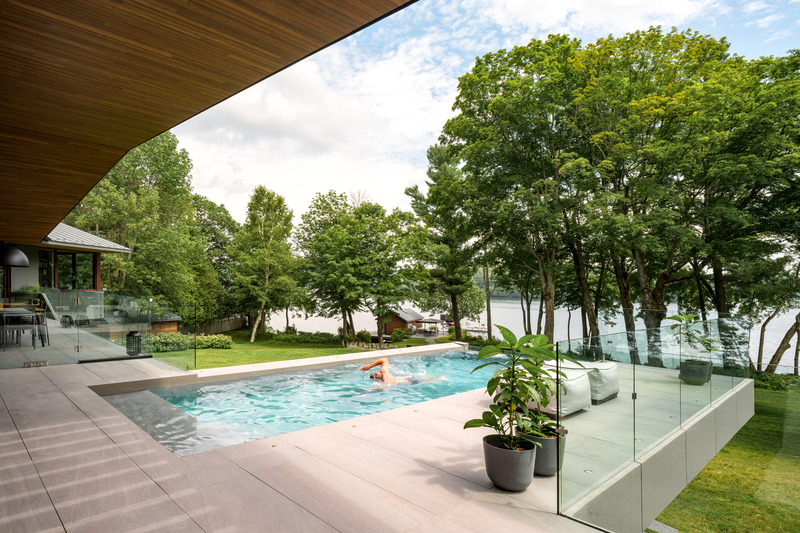 Press kit | 880-17 - Press release | Memphremagog Lake Residence - MU Architecture - Residential Architecture - Photo credit: Ulysse Lemerise Bouchard