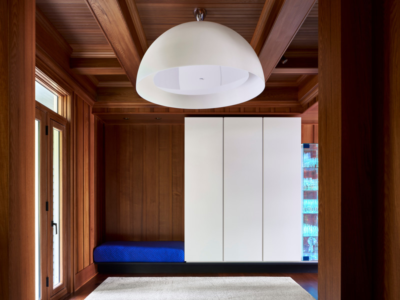 Dossier de presse | 2942-03 - Communiqué de presse | Muskoka Cottage - Reigo & Bauer - Design d’intérieur résidentiel - Entry - Crédit photo : Doublespace Photography