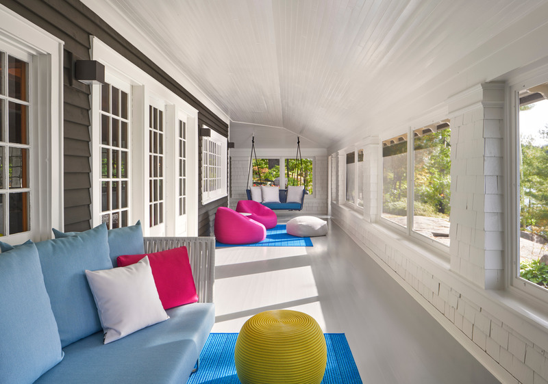 Dossier de presse | 2942-03 - Communiqué de presse | Muskoka Cottage - Reigo & Bauer - Design d’intérieur résidentiel - Original Screened Porch Interior<br> - Crédit photo : Doublespace Photography