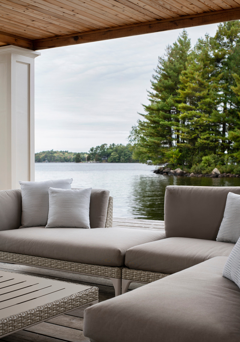 Dossier de presse | 2942-03 - Communiqué de presse | Muskoka Cottage - Reigo & Bauer - Design d’intérieur résidentiel - Dock Lounge<br> - Crédit photo : Doublespace Photography