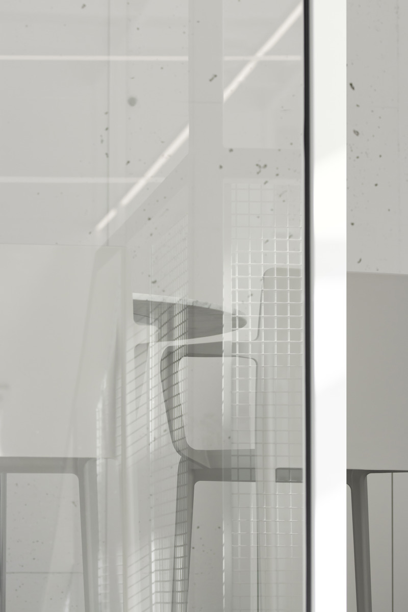 Dossier de presse | 1010-17 - Communiqué de presse | Clinique dentaireSt-Charles - Studio Jean Verville architectes - Architecture commerciale - Crédit photo : Maryse Béland