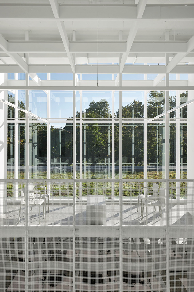 Dossier de presse | 1010-17 - Communiqué de presse | Clinique dentaireSt-Charles - Studio Jean Verville architectes - Architecture commerciale - Crédit photo : Maxime Brouillet