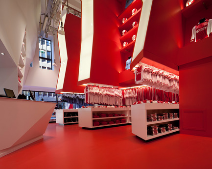 Press kit | 621-15 - Press release | Lightemotion celebrates ten years of international success - Lightemotion - Lighting Design - Expérience Ajax /The Ajax Experience - Photo credit: Ewout Huibers