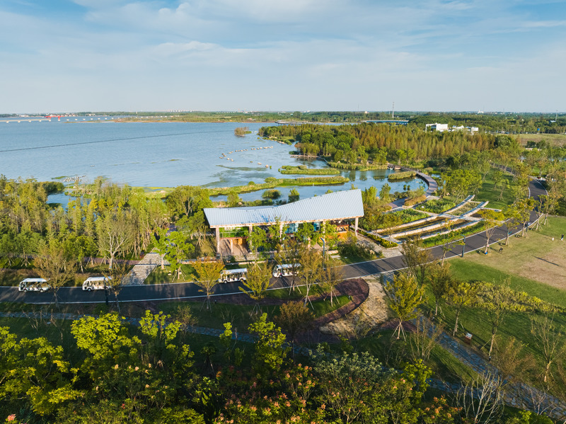 Press kit | 6580-01 - Press release | Suzhou Huanyuandang Ecological Restoration and Shoreline Linkage Project - Tus-Design Group Co.,Ltd - Landscape Architecture - Aerial view-post station - Photo credit: <p class="">Tus-Design Group Co.,Ltd</p>
