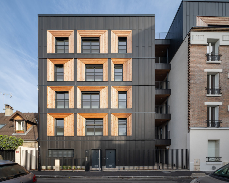 Dossier de presse | 1151-10 - Communiqué de presse | PietriArchitectes réhabilite  un bâtiment d’habitation  et construit une extension en  bois - PietriArchitectes - Architecture résidentielle - 36 Ferragus, Aubervilliers - Crédit photo : Hugo Hébrard