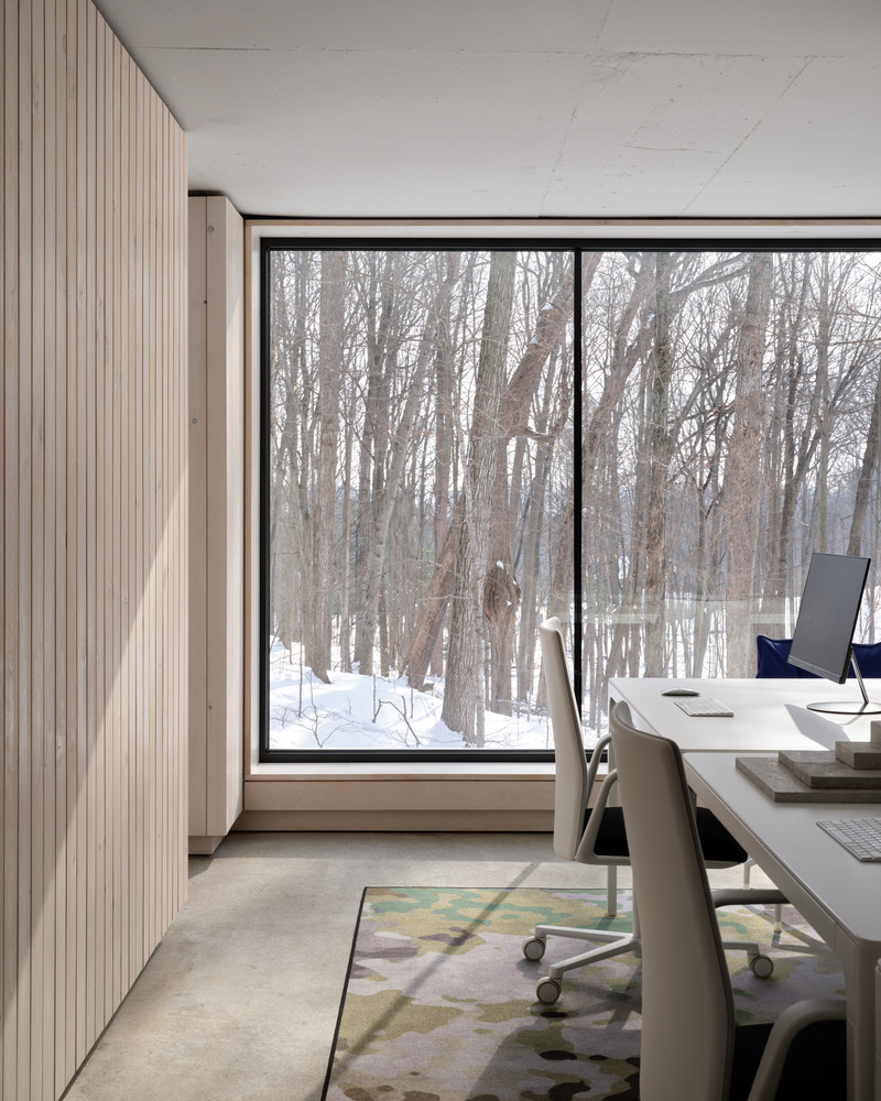 Press kit | 2942-04 - Press release | Reigo & Bauer Moves to the Country - Reigo & Bauer - Commercial Interior Design - Office Detail<br style=""> - Photo credit: Doublespace Photography