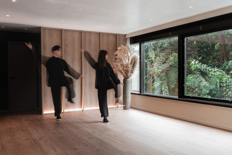 Press kit | 6042-01 - Press release | Yin Yang Tai Chi Center - Adrian Chan Design and Research Office - Commercial Interior Design - Photo credit: Kevin Mak @1km Studio