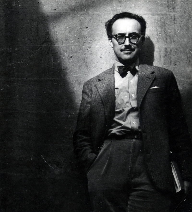 Dossier de presse | 4232-17 - Communiqué de presse | La table Club 44 conçue en 1957 par Angelo Mangiarotti rééditée par Agapecasa - Agapecasa - Produit - Angelo Mangiarotti - Crédit photo : Courtesy Agapecasa