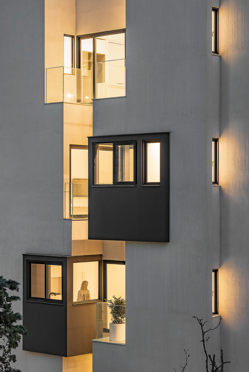 Dossier de presse | 6573-01 - Communiqué de presse | VOID+ - Studio Pousti - Architecture résidentielle - North façade - Crédit photo : Parham Taghioff_Persia Photography center