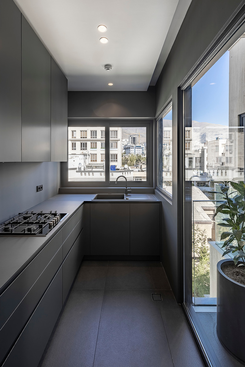 Dossier de presse | 6573-01 - Communiqué de presse | VOID+ - Studio Pousti - Architecture résidentielle -  Fourth floor. North unit   - Crédit photo : Parham Taghioff_Persia Photography center