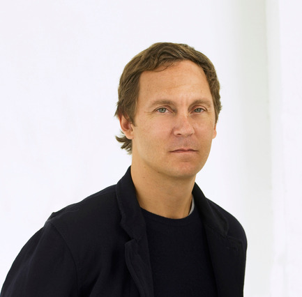 Press kit | 809-04 - Press release | Meet the jury of AZ Awards 2012 - Azure Magazine - Competition - JEFFREY BERNETT