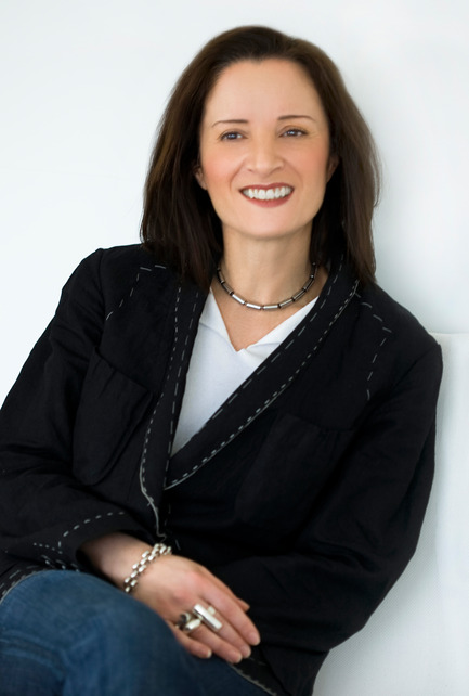 Press kit | 809-04 - Press release | Meet the jury of AZ Awards 2012 - Azure Magazine - Competition - ELAINE CECCONI