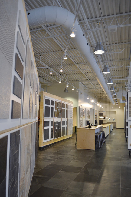 Dossier de presse | 846-03 - Communiqué de presse | Now open in Toronto Ceragres Boutique Workspace - Ceragres - Design d’intérieur commercial