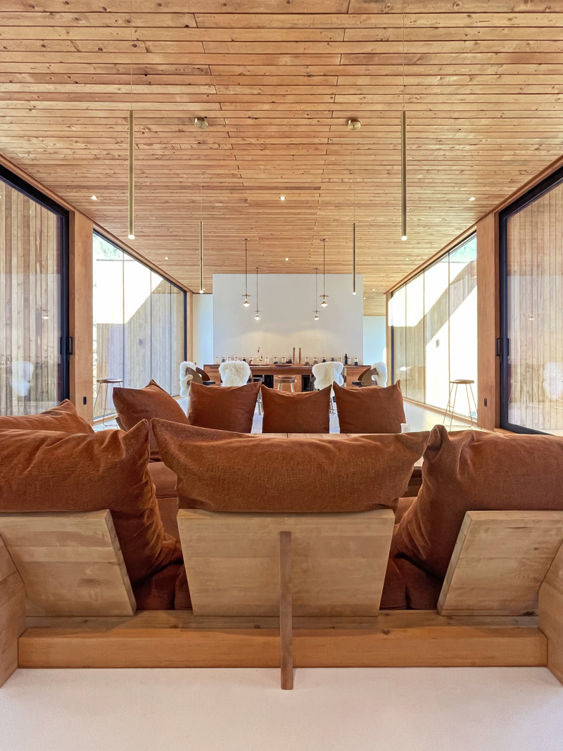 Dossier de presse | 6639-01 - Communiqué de presse | La Cadrée Perchée : En interaction constante avec la nature - L'Empreinte Design Architecture - Architecture résidentielle - Crédit photo : Pier-Olivier Lepage