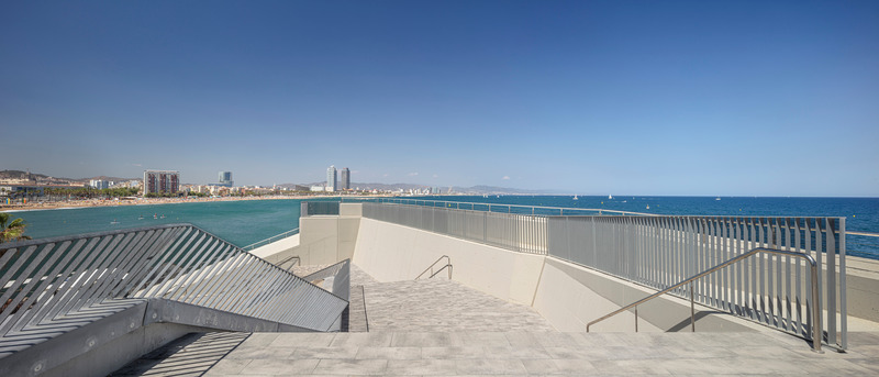 Dossier de presse | 5769-01 - Communiqué de presse | Escaleras y Mirador Vela: a Unique Viewing Platform Over the Mediterranean Sea - External Reference - Design urbain - Escaleras y Mirador Vela 15 - Crédit photo : Adrià Goula