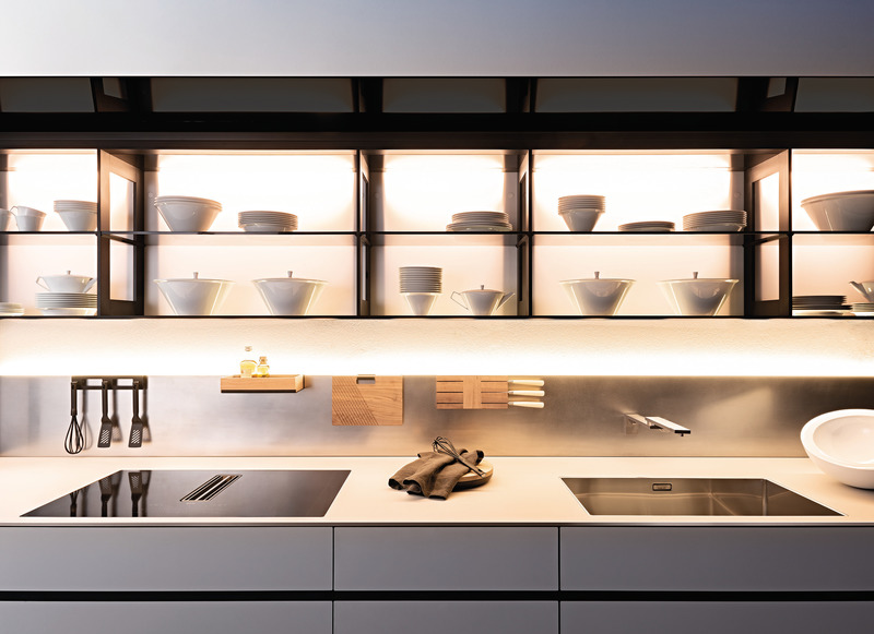 Press kit | 4565-02 - Press release | Valcucine Wins Two 2022 Good Design Awards - Valcucine - Industrial Design -  Riciclantica Outline with with Aerius wall-hung System  - Photo credit:  Michele Salucci | ImmaginAria 