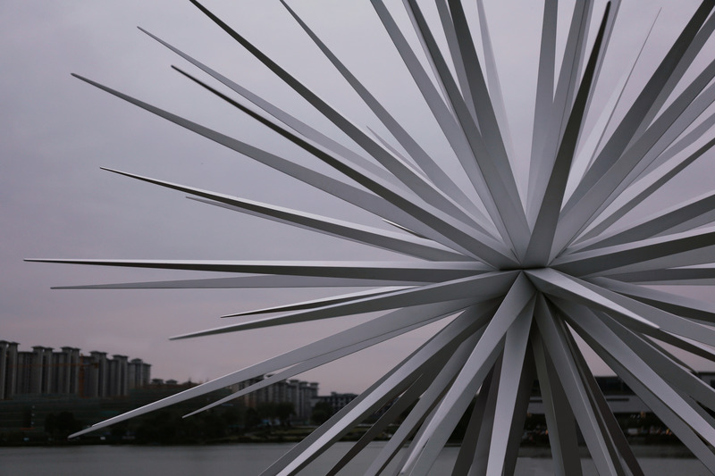 Dossier de presse | 6713-02 - Communiqué de presse | Norman Mooney Presents Butterfly Effect and Windseeds at Nanhai Field Art, Foshan, China - Norman Mooney Art - Art - Crédit photo : GNP &amp; FROOTS Gallery