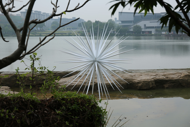 Dossier de presse | 6713-02 - Communiqué de presse | Norman Mooney Presents Butterfly Effect and Windseeds at Nanhai Field Art, Foshan, China - Norman Mooney Art - Art - Crédit photo : GNP &amp; FROOTS Gallery