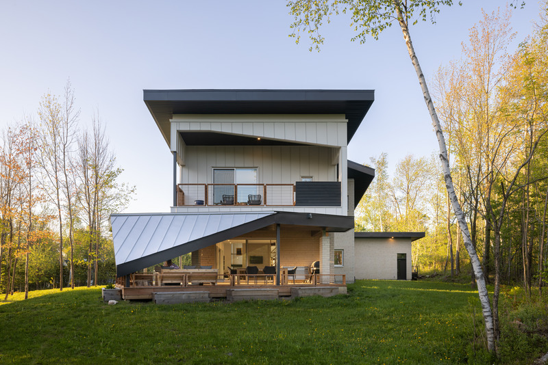Dossier de presse | 6700-01 - Communiqué de presse | S-Pace 1628 - 1628 - Architecture résidentielle - Extérieur - côté sud - Crédit photo : Stéphane Groleau