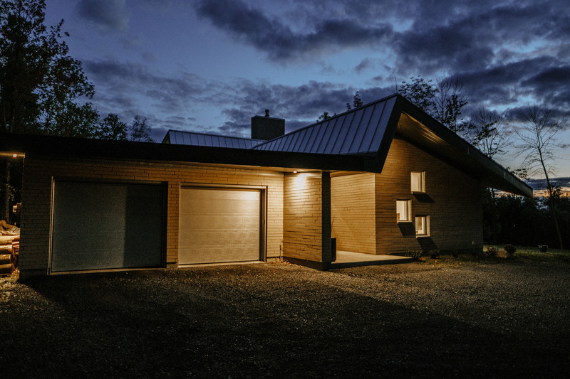 Dossier de presse | 6700-01 - Communiqué de presse | S-Pace 1628 - 1628 - Architecture résidentielle - Extérieur - côté nord-est - Crédit photo : Les Maximes