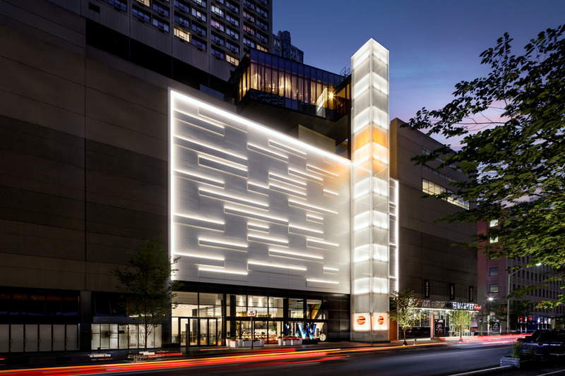 Press kit | 1303-16 - Press release | Sid Lee Architecture Pulls Back the Curtain on the Interior Design of Toronto’s New W Hotel - Sid Lee Architecture - Commercial Interior Design - Facade - Photo credit: Brandon Barré