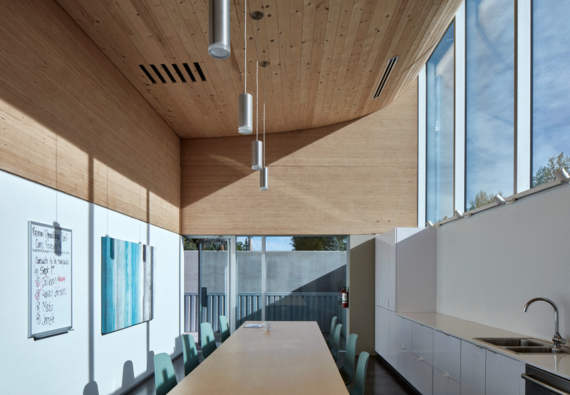 Dossier de presse | 1434-02 - Communiqué de presse | 17th Avenue Clinic - 5468796 Architecture - Architecture commerciale - Crédit photo : James Brittain