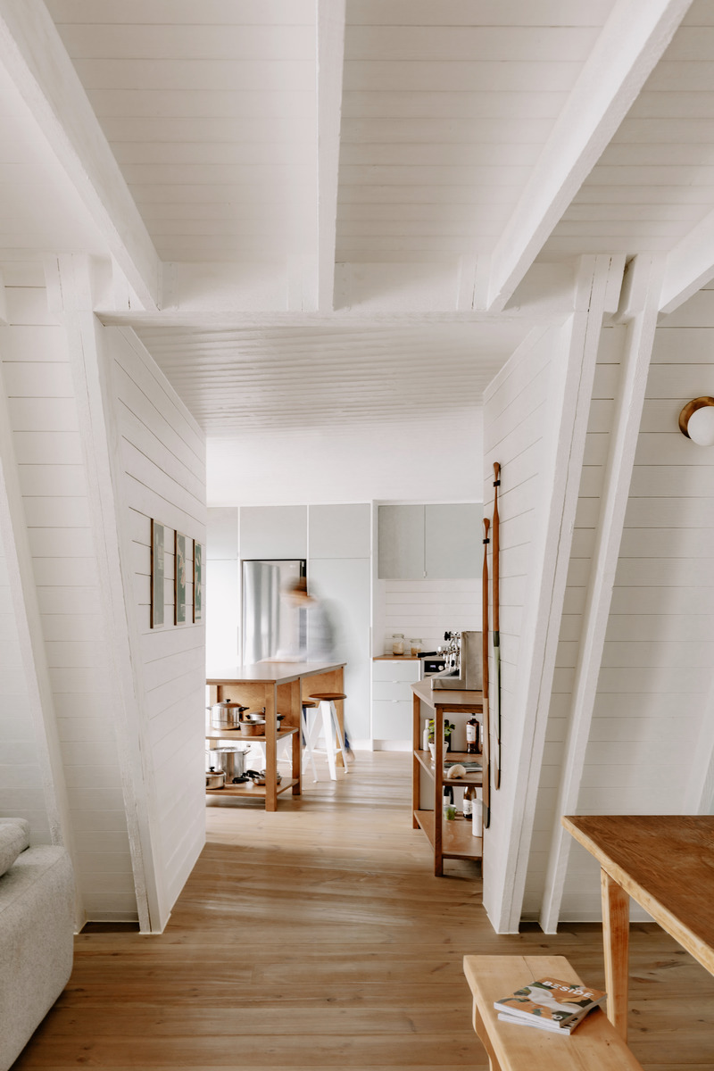 Dossier de presse | 5891-01 - Communiqué de presse | Chalet_A - Matière Première Architecture - Architecture résidentielle - Crédit photo : Ian Balmorel